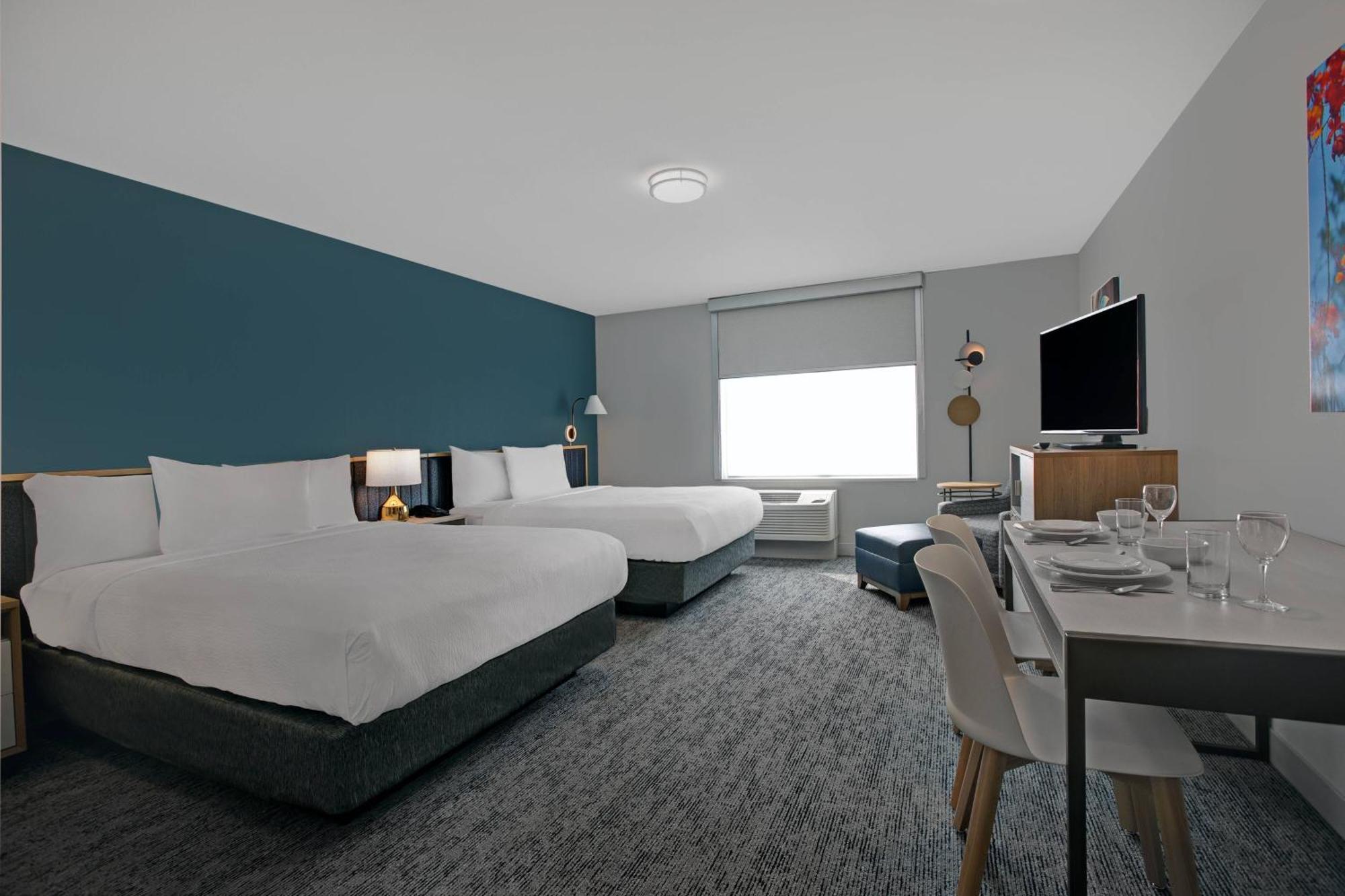 Towneplace Suites By Marriott Phoenix Glendale Sports & Entertainment District Exterior photo